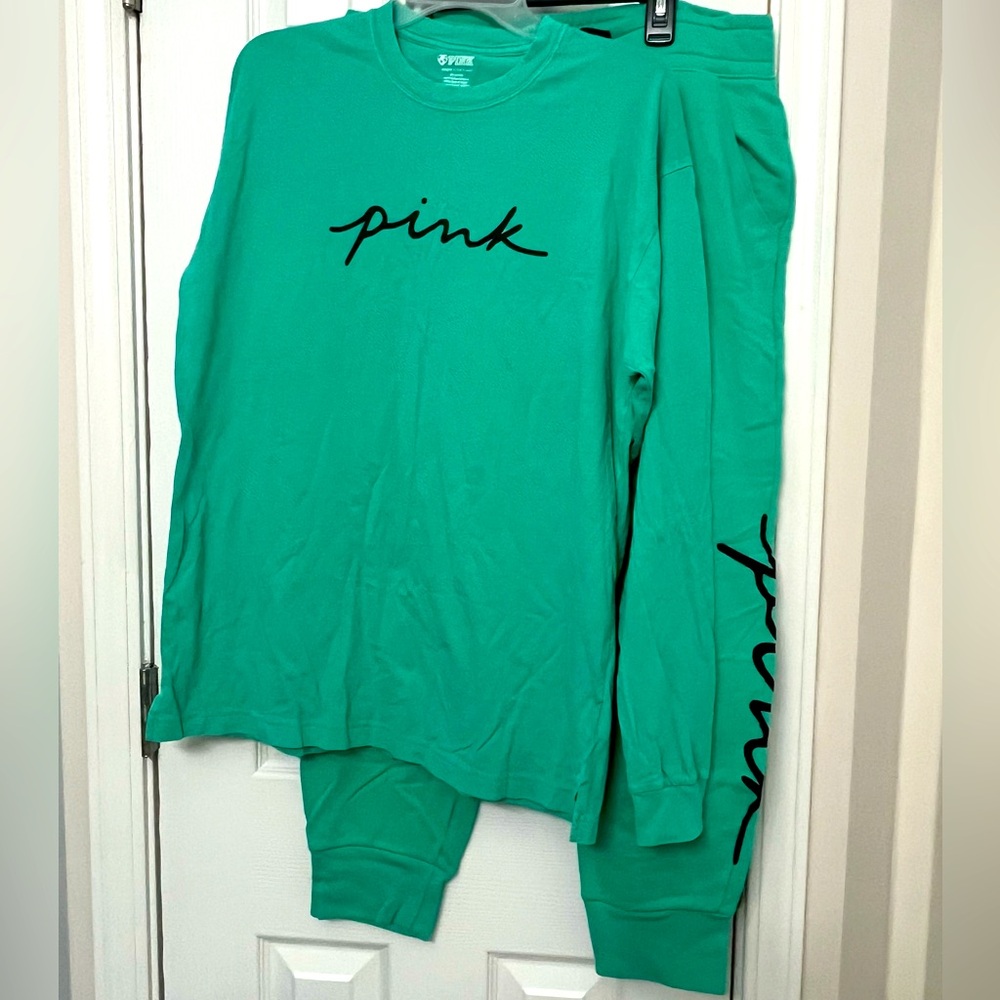 Two piece VS Pink Sweatsuit Size Large